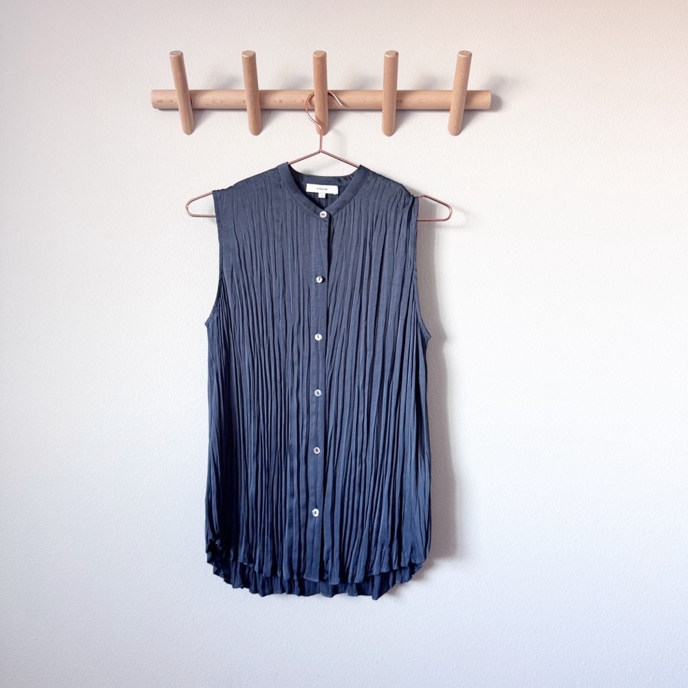 Vince Button-Down Gray Pleated Blouse - image 1